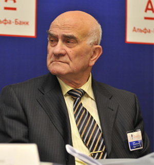 Евгений Ясин, научный руководитель ГУ-ВШЭ