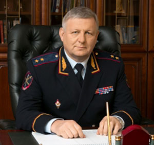 Юрий Ларионов 